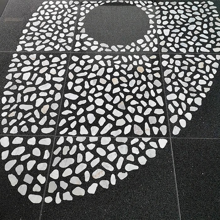 Venetian raised floor