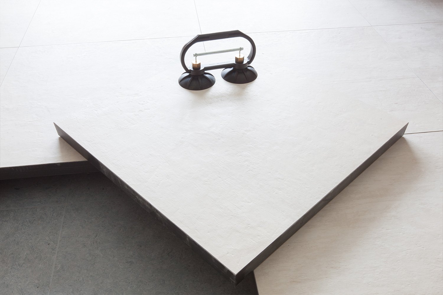 Pavimento in gres porcellanato effetto legno - Nesite