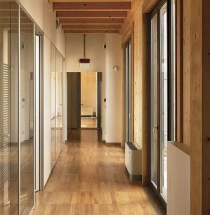 Pavimento sopraelevato in parquet - Nesite