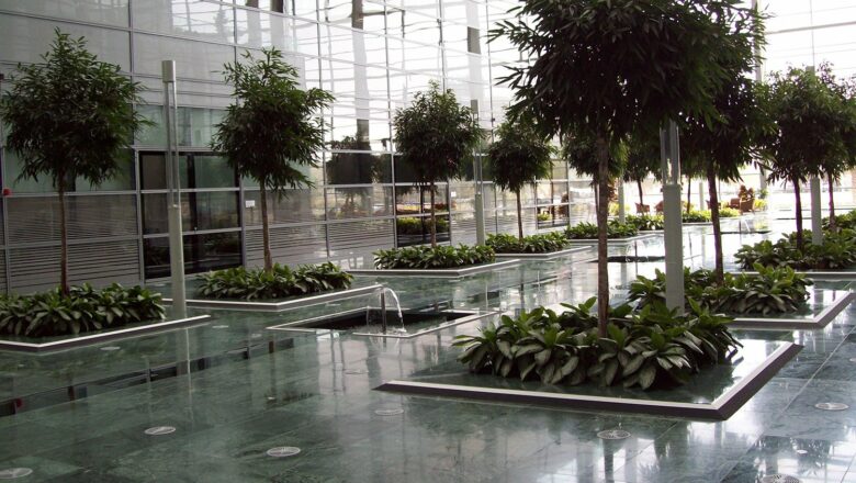 Pavimento sopraelevato in marmo State Audit Bureau Kuwait