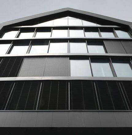 Radiante raised floor for the deltarosso residential green building