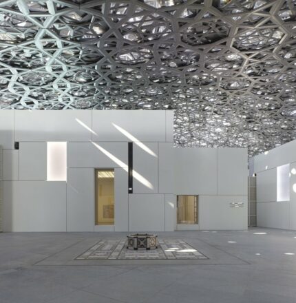 Pavimento sopraelevato Nesite per il Louvre di abu dhabi