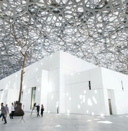 Pavimenti Nesite per il Louvre di abu Dhabi