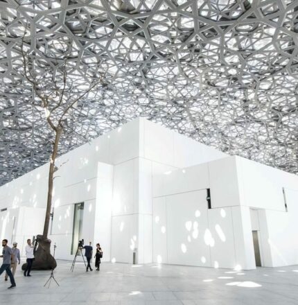 Pavimenti Nesite per il Louvre di abu Dhabi