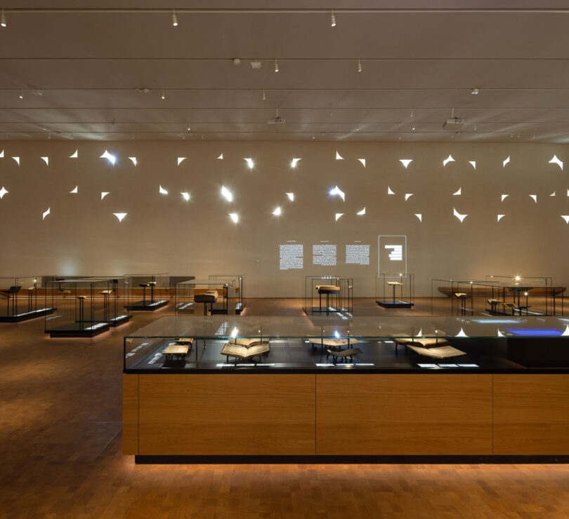 National Library of Israel pavimenti sopraelevati Nesite