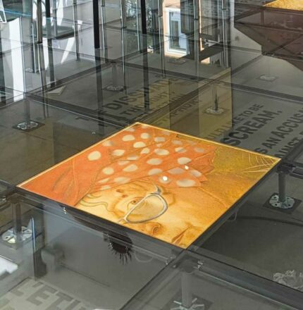 JUNO IN ART pavimento led con opere d'arte integrate