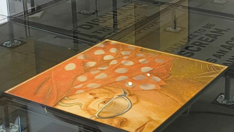 PAVIMENTO SOPRAELEVATO LUMINOSO CON STAMPE ARTISTICHE