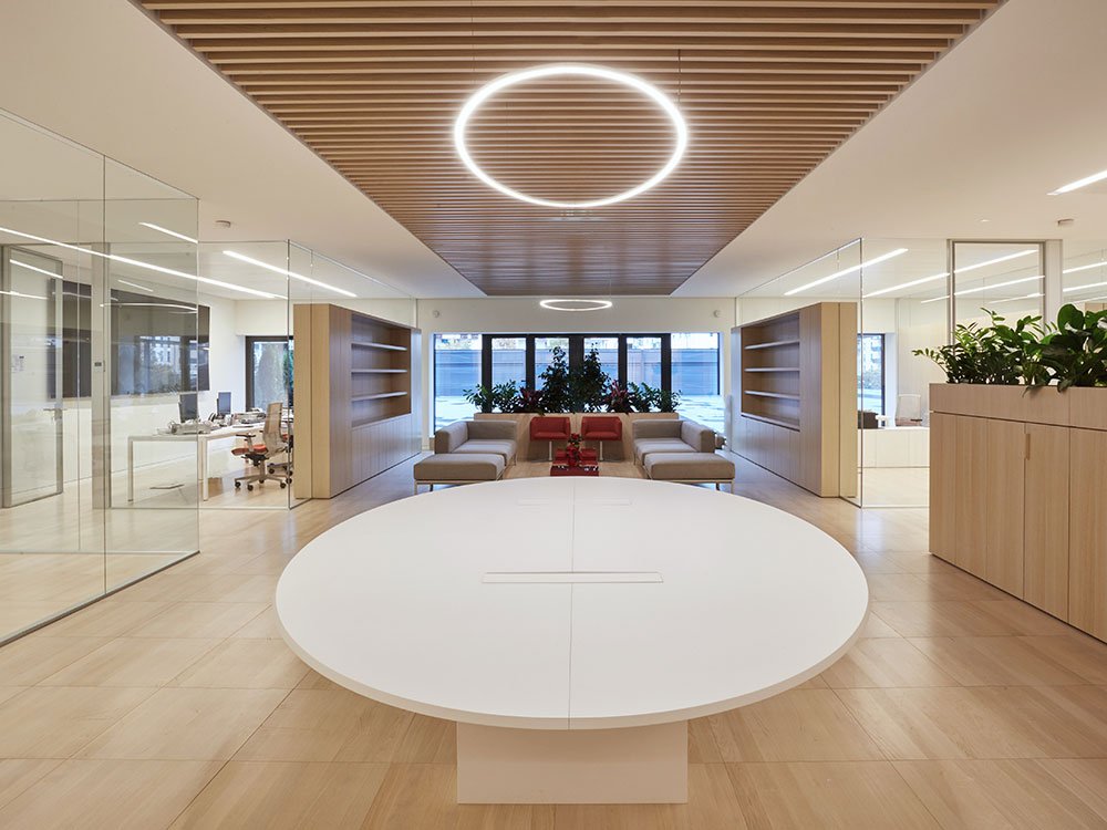 Mobili artigianali per uffici - ristrutturazione sede EF Solare