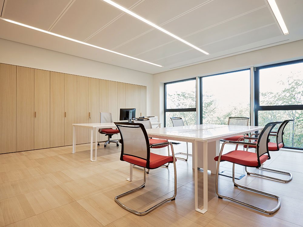 Arredamento-uffici-ristrutturazione-sede-EF-Solare