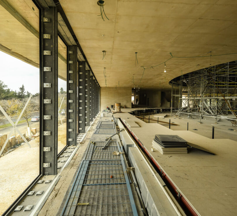 National Library of Israel pavimenti sopraelevati Nesite